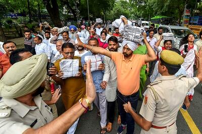 AAP, BJP Councillors Come to Blows During NDMC House; Mayor Orders Probe