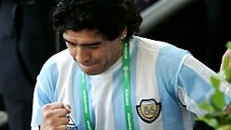 Maradona misses match over row