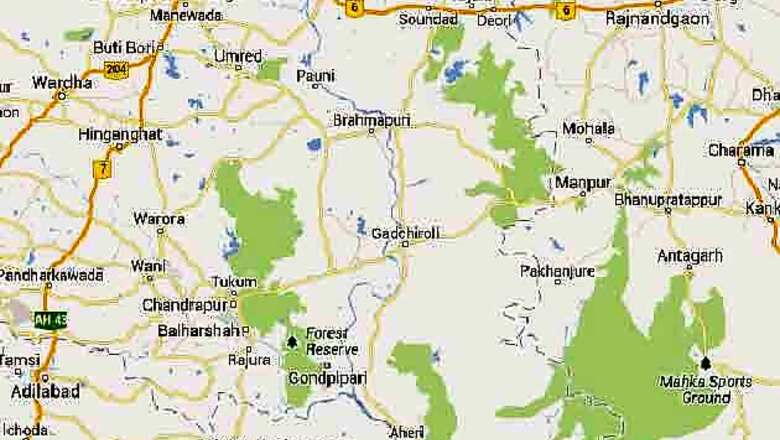 14 Maoists surrender before Maharashtra home minister
