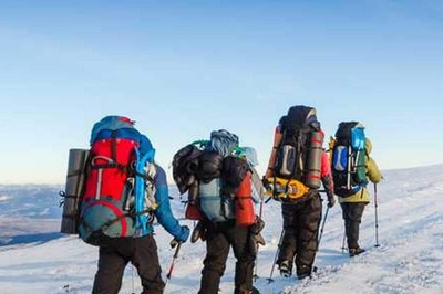 Planning a Winter Trek? Here’s a Checklist of All Essentials You Must Pack