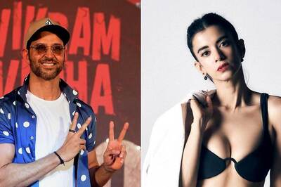 Hrithik Roshan Showers Praise On Girlfriend Saba Azad's Latest Photos; Calls Her 'Graceful Stoic'