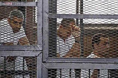 Egypt court releases Al-Jazeera English journalists on bail