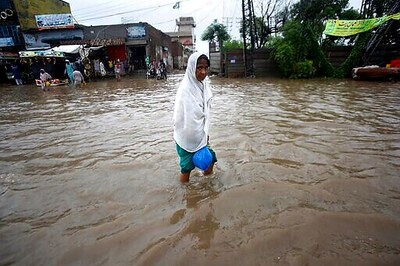 Monsoon rains lash Pakistan, killing 24 and injuring 20