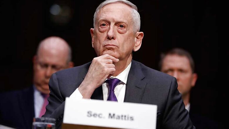 Pentagon Eyes Temporary Camps for Immigrants at Two Bases