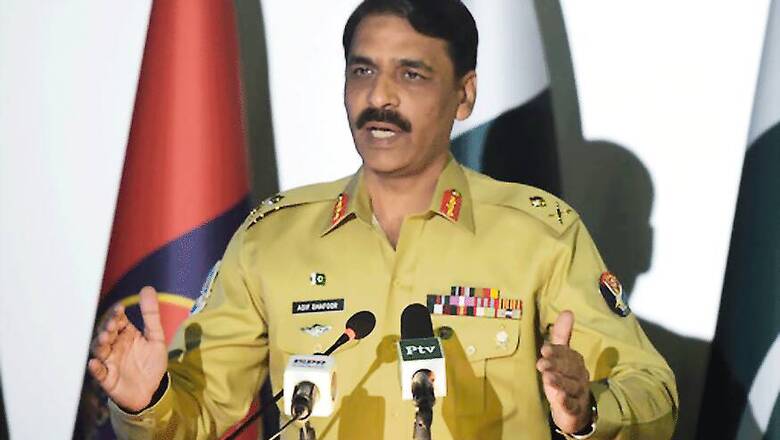 Pakistani General Claims Jaish-e-Mohammed Does Not Exist in Country