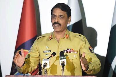 Pakistani General Claims Jaish-e-Mohammed Does Not Exist in Country