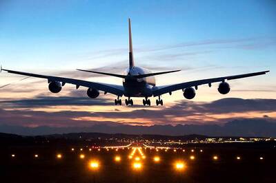 After US, UK Bans Carrying Laptops on Flights From 6 Muslim Countries