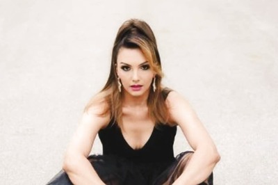 Somy Ali Writes 'Women Beater', Shares Salman Khan Starrer Maine Pyar Kiya's Poster; See Post