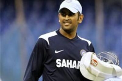 Dhoni denies rift with selectors over RP Singh's axing
