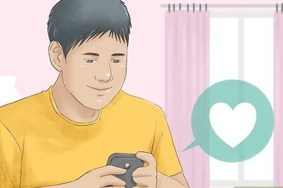 How to Compliment a Girl's Picture