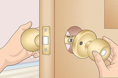How to Install a Door Knob