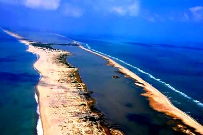 Dhanushkodi: The Indian Coastal Town Located 24 kms Away from Sri Lanka