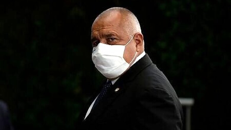 Bulgarian PM calls for constitution overhaul, offers to resign