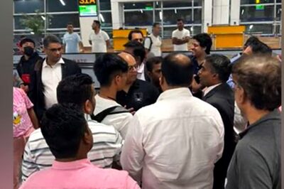 Passengers, Air India Staff Argue Over Delayed Flight at Delhi Airport; Flyers Miss Connecting Flights