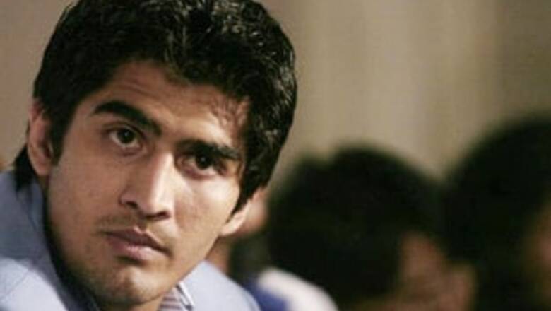I am with Percept, IOS can do what it wants: Vijender