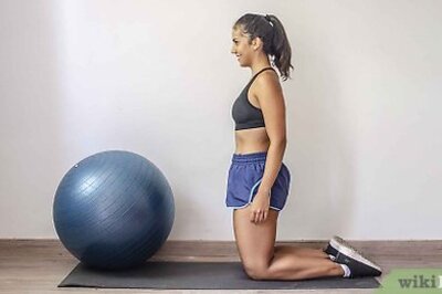 How to Do Prone Planks With an Exercise Ball