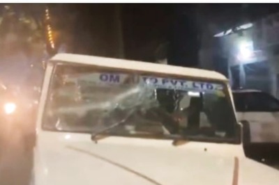 Congress Alleges Several Vehicles Outside Its Amethi Office Vandalised, Blames BJP