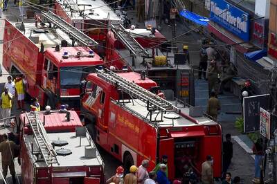 Delhi: 3.5-yr-old Killed As Building Collapses in Paharganj; 7 Fire Tenders on Spot