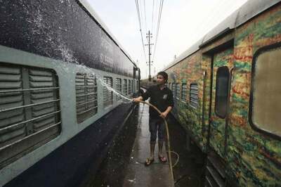 Trains Move from Punjab, Haryana & AP to 'Grain Deficit' States to Ensure Food Security