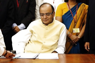 Arun Jaitley pitches for GST, land bill passage to boost investment