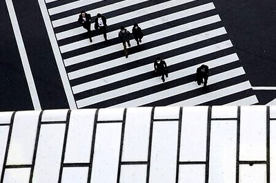 Japan's spending slump eases as economy reopens, COVID-19 clouds outlook