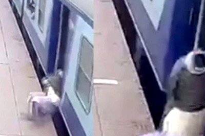 WATCH: RPF Officer Saves Man from Falling into Train Platform Gap at Bihar’s Purnia
