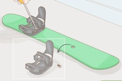 How to Remove Old Wax from a Snowboard