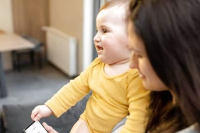 40-year-old UK Mom Detects Infant Son's Rare Eye Cancer Using Mobile Camera