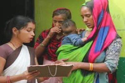 UP to Bring Changes in Family Planning Rules, Couples With More than 2 Kids May be Debarred From Welfare Schemes