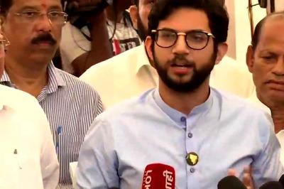 Aaditya Thackeray Alleges Irregularities in Tenders Floated by BMC for Road Concretisation