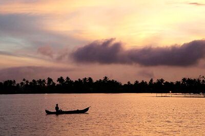 Kerala to Set Up 12,000 Pairs of Public Toilets on National-State Highways