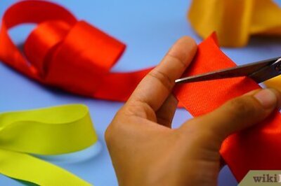 Easy Ribbon Bows: How to Tie Any Style of Bow