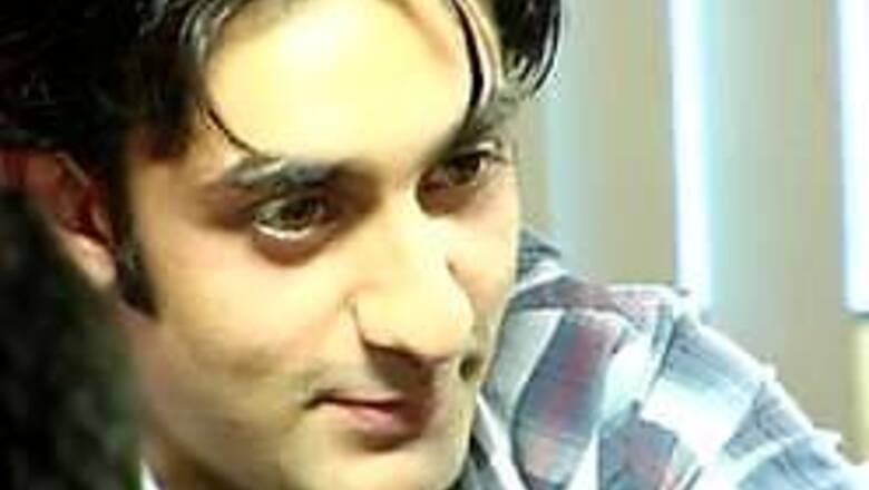 Zaroo arrested for slapping starlet Sonal Chouhan
