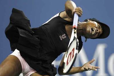 Venus goes past Alize Cornet into round three