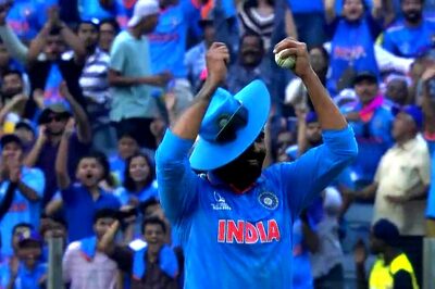 WATCH: Ravindra Jadeja Takes a Stunner, Asks For 'Fielder of The Match Medal'