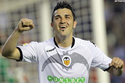 Barca sign David Villa for 40 million euros