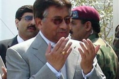 Musharraf to step down as army chief in 48 hrs