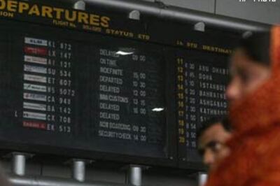 Delhi foggy, few flights cancelled