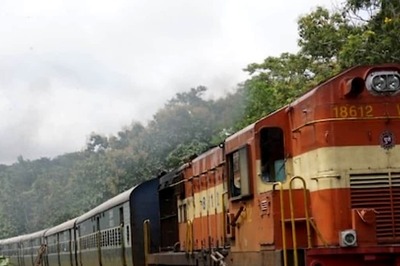 Three Empty Coaches of EMU Derail Near Chennai, Normal Services Resume After Disruption