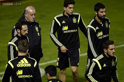 Spain out of top 10 in FIFA rankings for 1st time since 2007