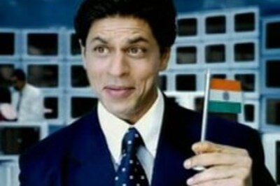 Chak de: Shah Rukh eggs India on against Pakistan