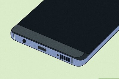 How to Connect Any Phone to Your TV via USB