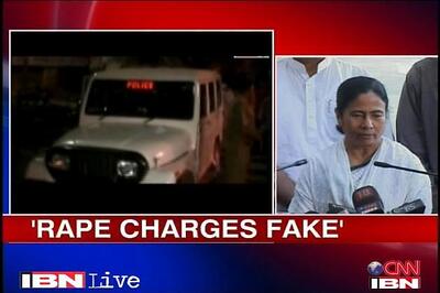 Left Front fabricating rape attacks: Mamata