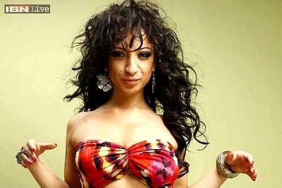 Why promote porn stars when talented actors are waiting for opportunities to prove their potential?: Soni Singh on Shanti Dynamite entering 'Bigg Boss 8'