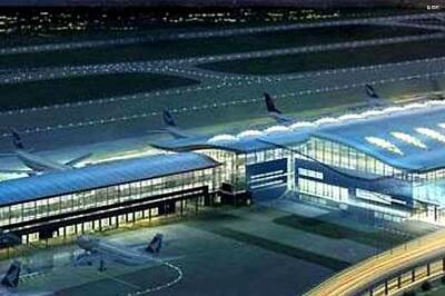 Dubai opens 'world's largest' airport for passengers