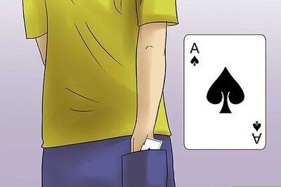 How to Do a Disappearing Card Trick