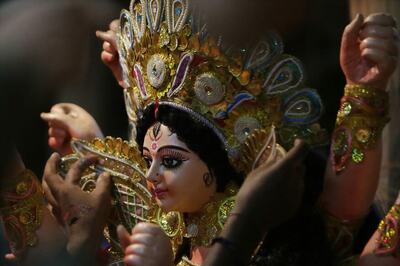 This Durga Puja, No Buses Will Ply on Kolkata's Tala Bridge