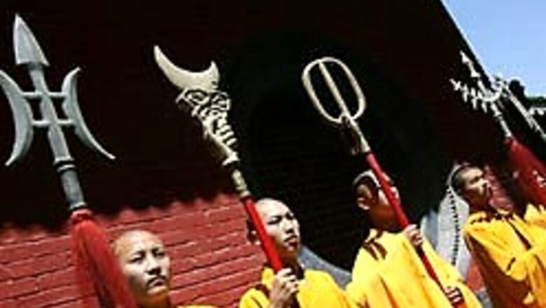 China's Shaolin temple starts online kung fu store