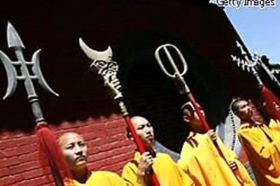 China's Shaolin temple starts online kung fu store