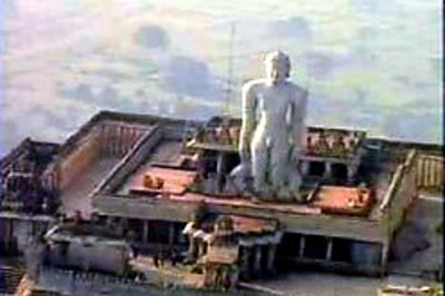 Jain fest begins with religious fervour